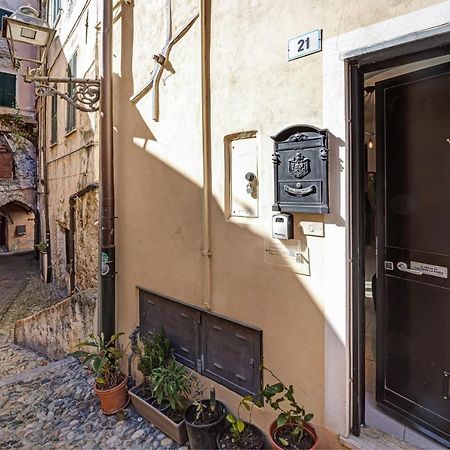 Domus Regina Elena Villa Sanremo Exteriör bild